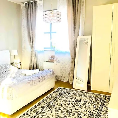 Holiday Viale Angelo Masini